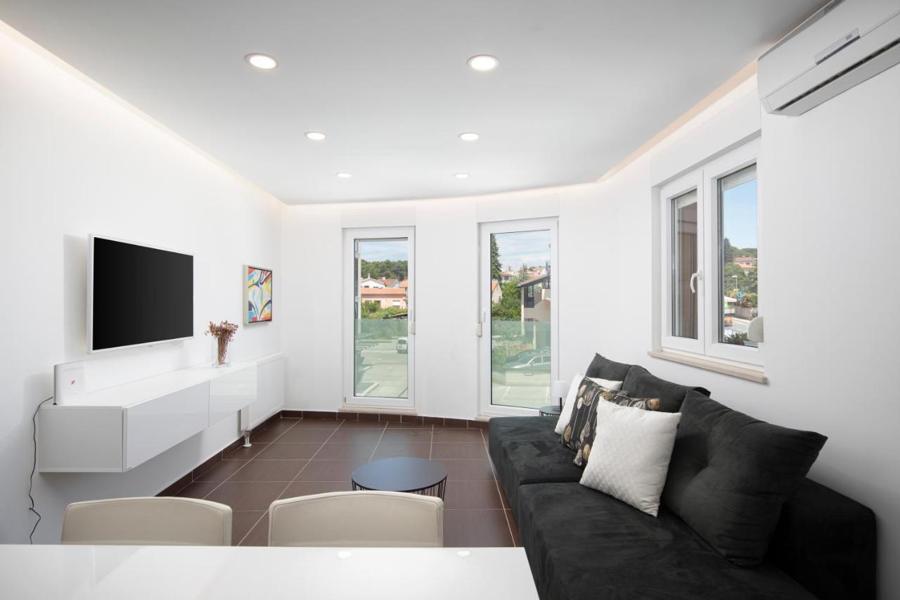 Monte Paradiso Sun Apartment Pula Dış mekan fotoğraf